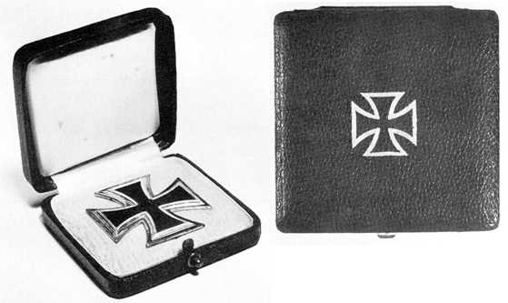 1939 Iron Cross 1st Clas Presentation Case